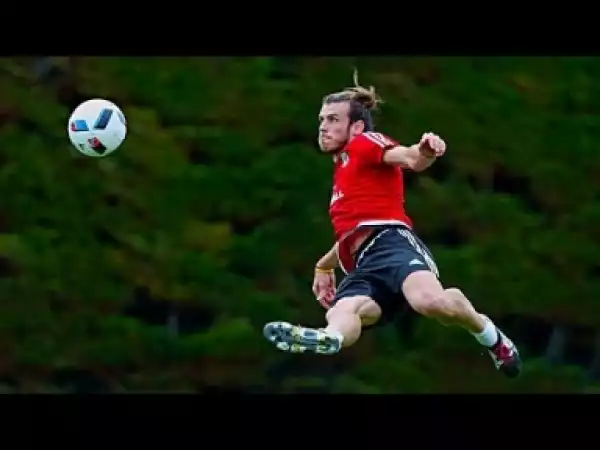 Video: Craziest Skills & Goals in Training Ever